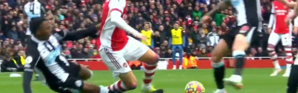  阿森纳连续五场零封对手，创十年最佳防守纪录  