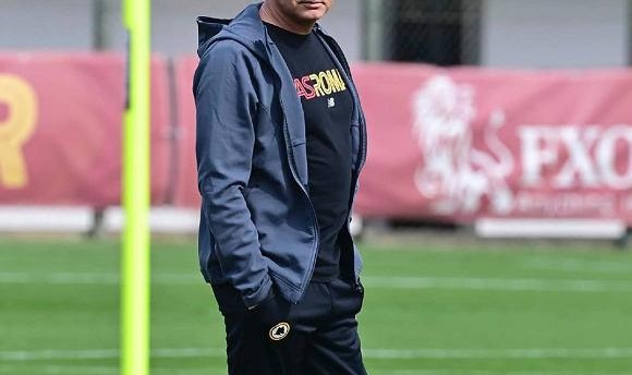  罗马,防守漏洞百出遭佛罗伦萨三球羞辱  