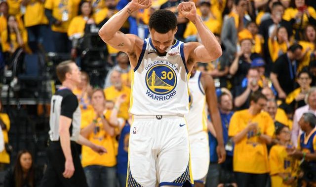  勇士库里常规赛三分总数超越雷阿伦