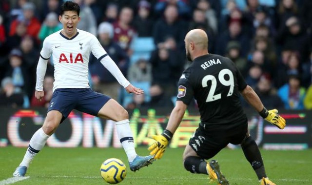  纽卡斯尔联吉马良斯任意球直接破门绝杀狼队