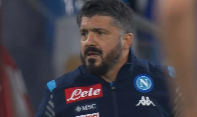  那不勒斯狂轰三十七脚，1-0险胜副班长  